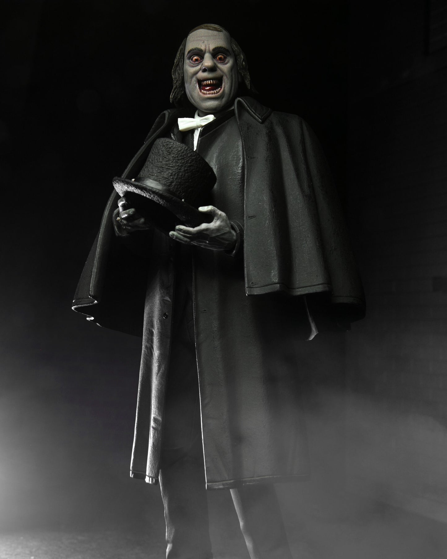 London After Midnight (1927) 7″ Scale Action Figure – Ultimate Professor Edward Burke - PREORDER 15/2/24