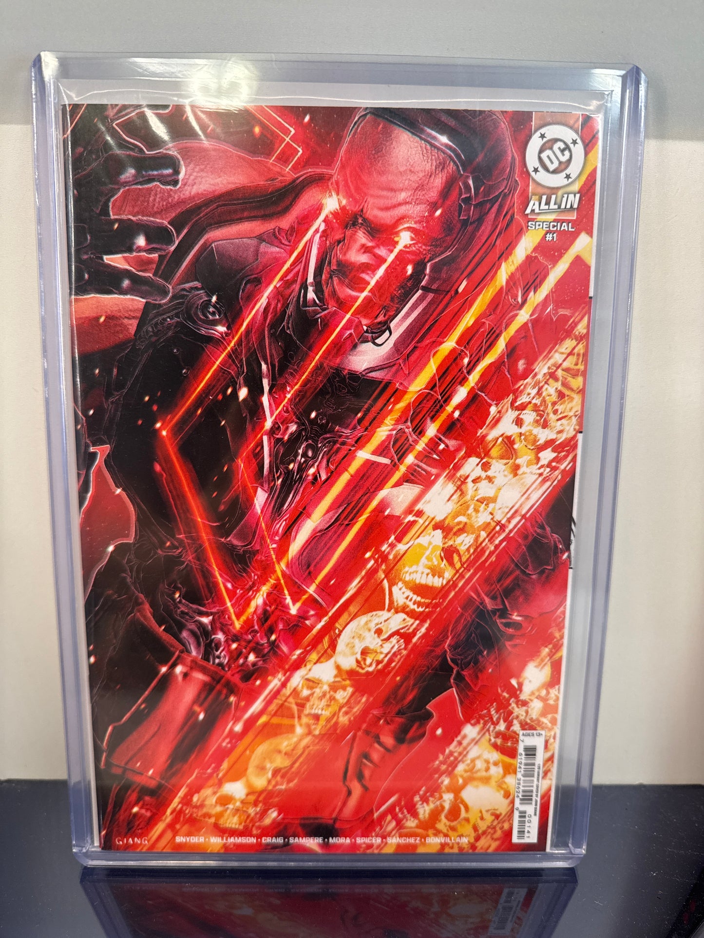 DC ALL IN SPECIAL #1 (ONE SHOT) JOHN GIANG 1:25 VAR - RED HOT BOOK! - 1st app Absolute Batman, Absolute Wonder Woman and Absolute Superman
