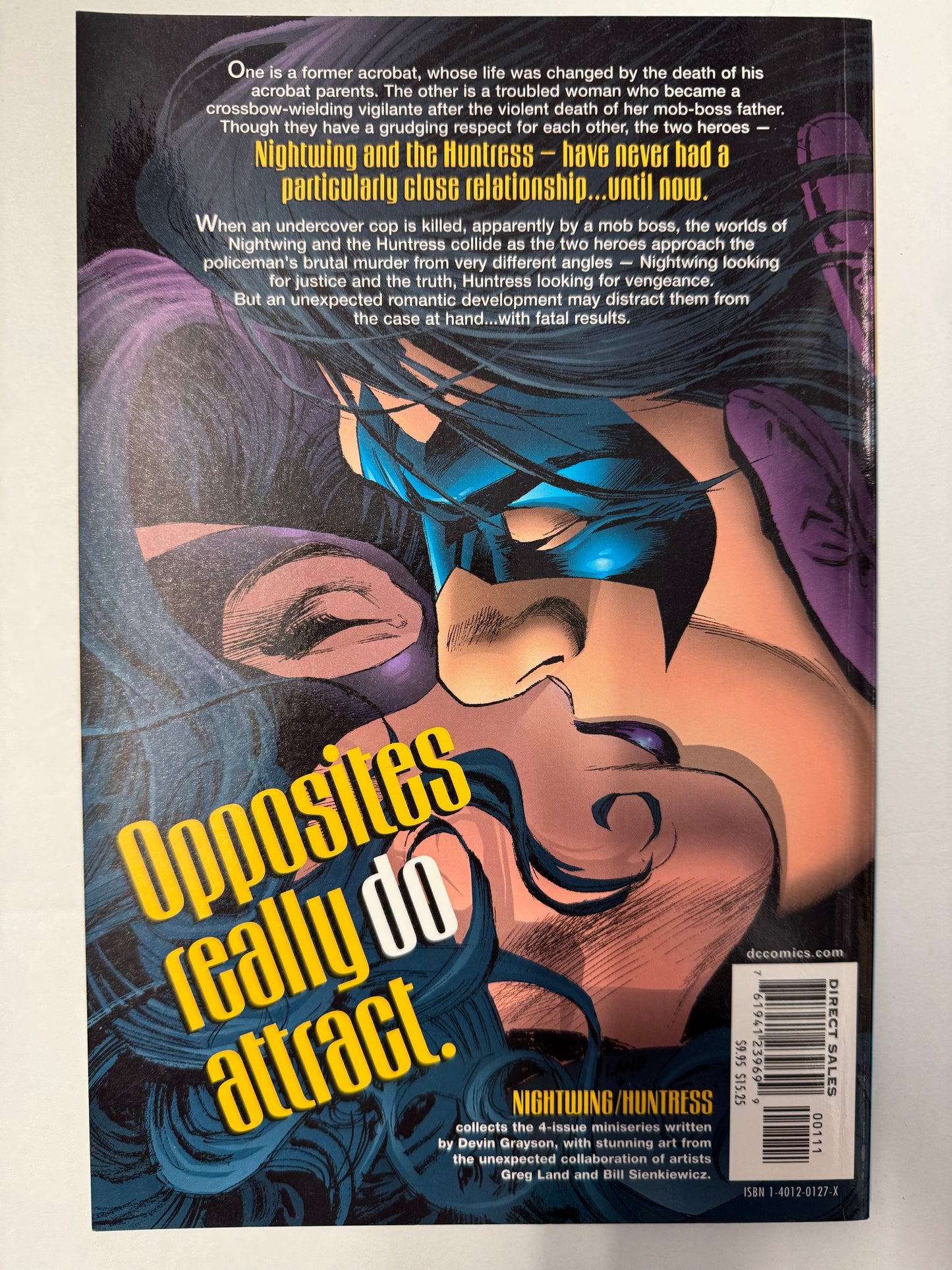 NIGHTWING HUNTRESS TP (2004) First Print