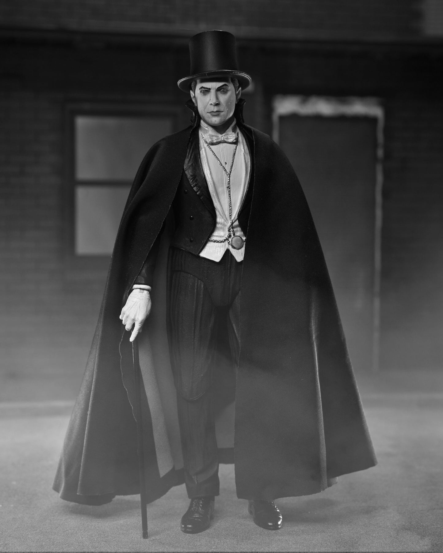 Universal Monsters 7″ Scale Action Figure – Ultimate Dracula (Carfax Abbey)