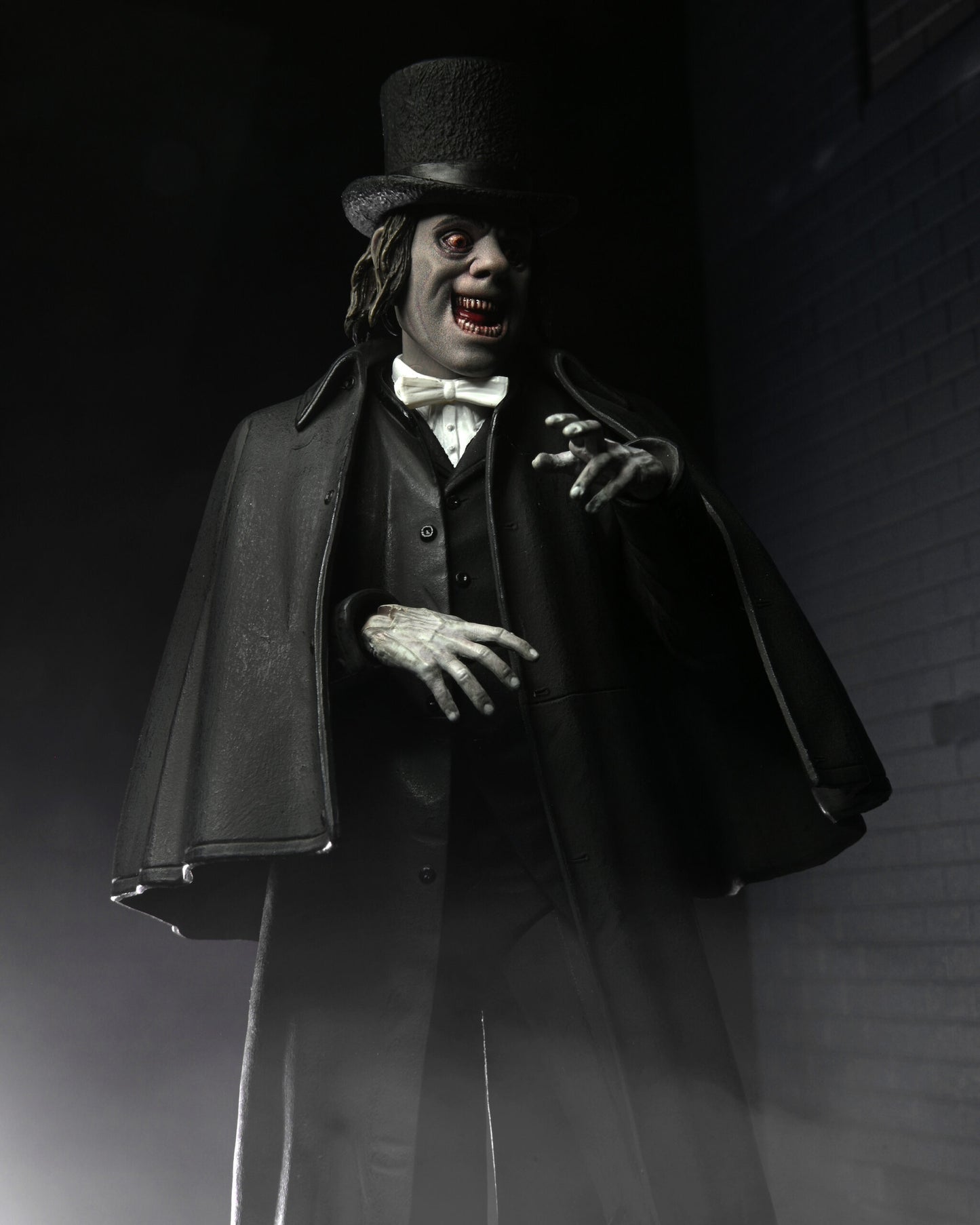 London After Midnight (1927) 7″ Scale Action Figure – Ultimate Professor Edward Burke - PREORDER 15/2/24