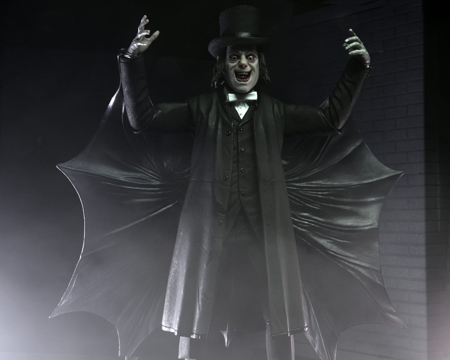 London After Midnight (1927) 7″ Scale Action Figure – Ultimate Professor Edward Burke - PREORDER 15/2/24