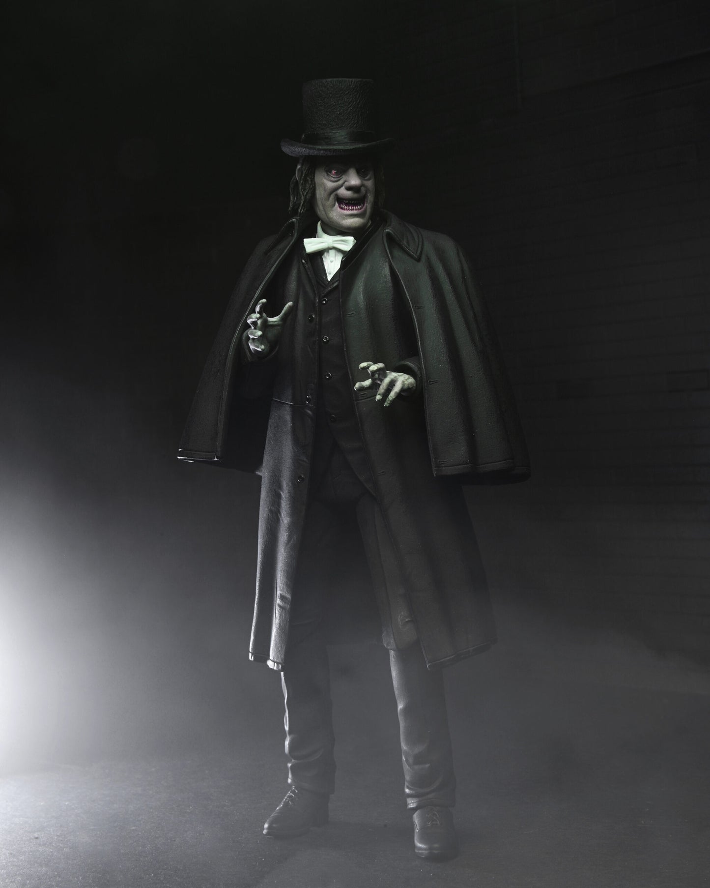 London After Midnight (1927) 7″ Scale Action Figure – Ultimate Professor Edward Burke - PREORDER 15/2/24