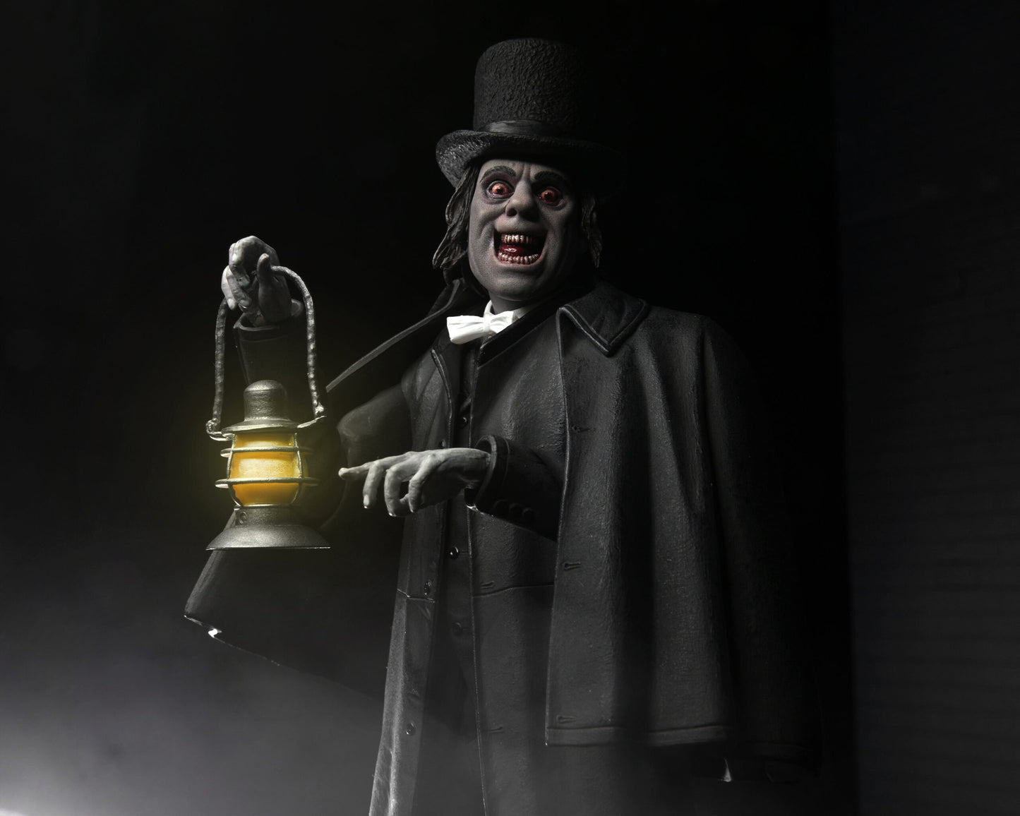 London After Midnight (1927) 7″ Scale Action Figure – Ultimate Professor Edward Burke - PREORDER 15/2/24