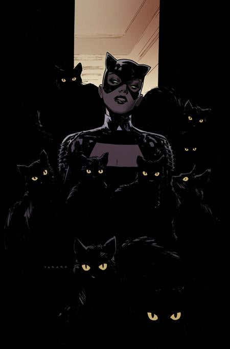CATWOMAN #93 CVR B MARCIO TAKARA CARD STOCK VAR - PREORDER (FOC 26/10/26) DUE IN STORE 18/11/26