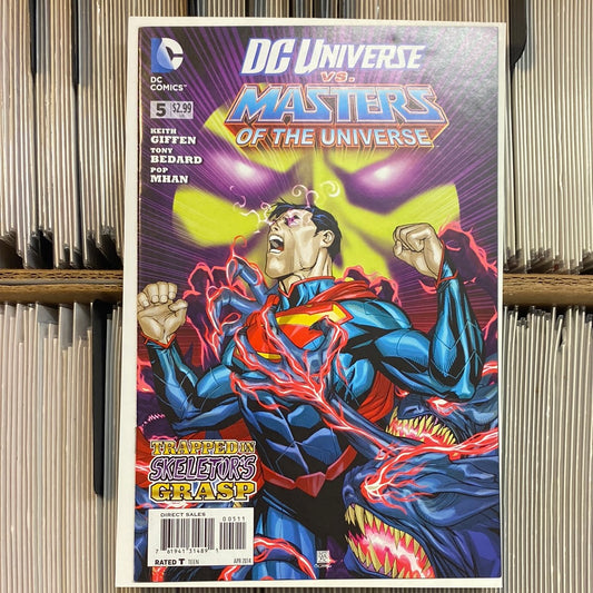 DC UNIVERSE VS MASTERS OF THE UNIVERSE #5 CVR A BERNARD CHANG