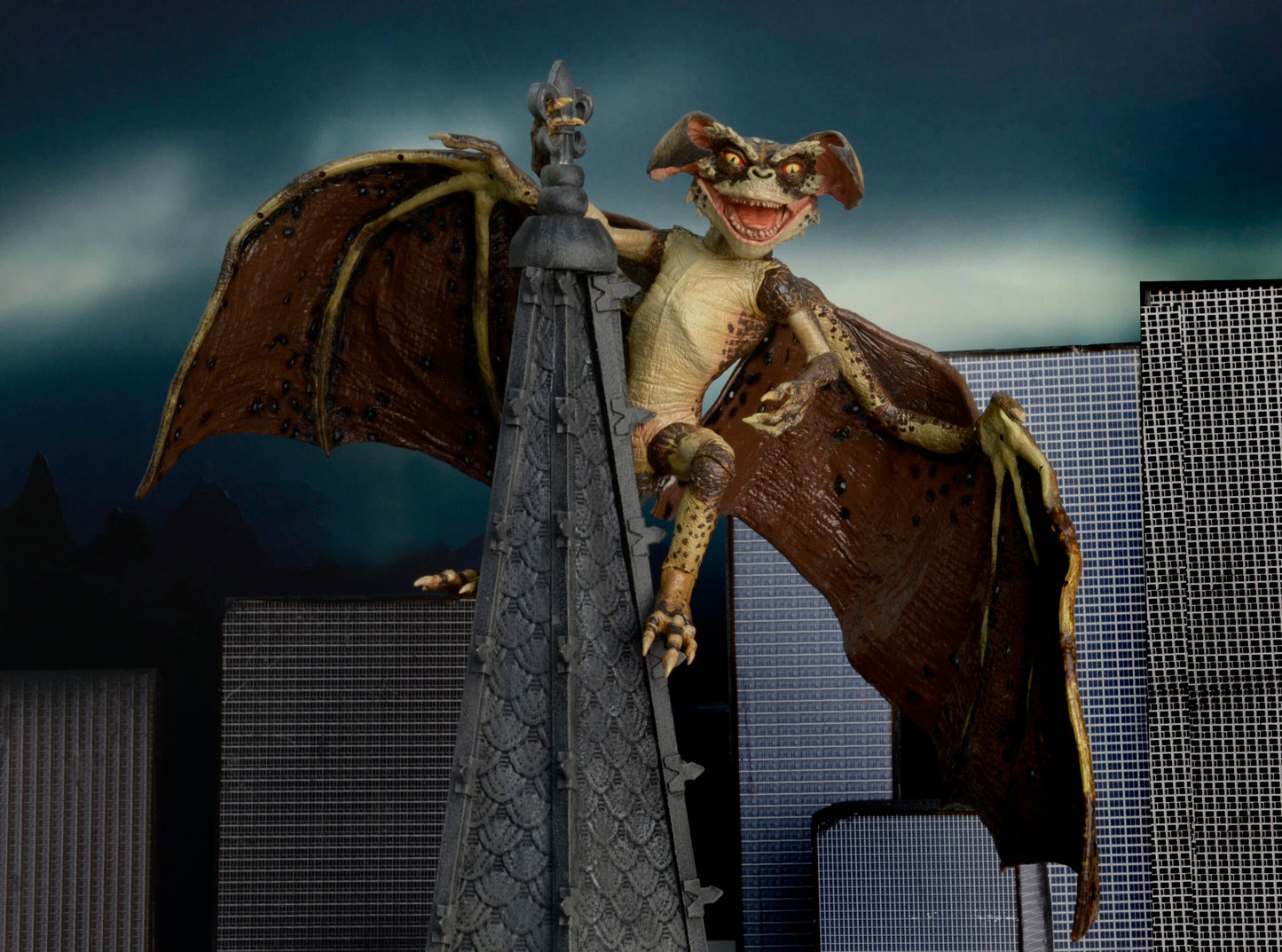 Gremlins 2 - 7” Scale Action Figure – Deluxe Bat Gremlin