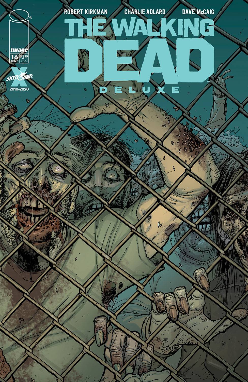 WALKING DEAD DLX #16 CVR B MOORE & MCCAIG VAR (MR)