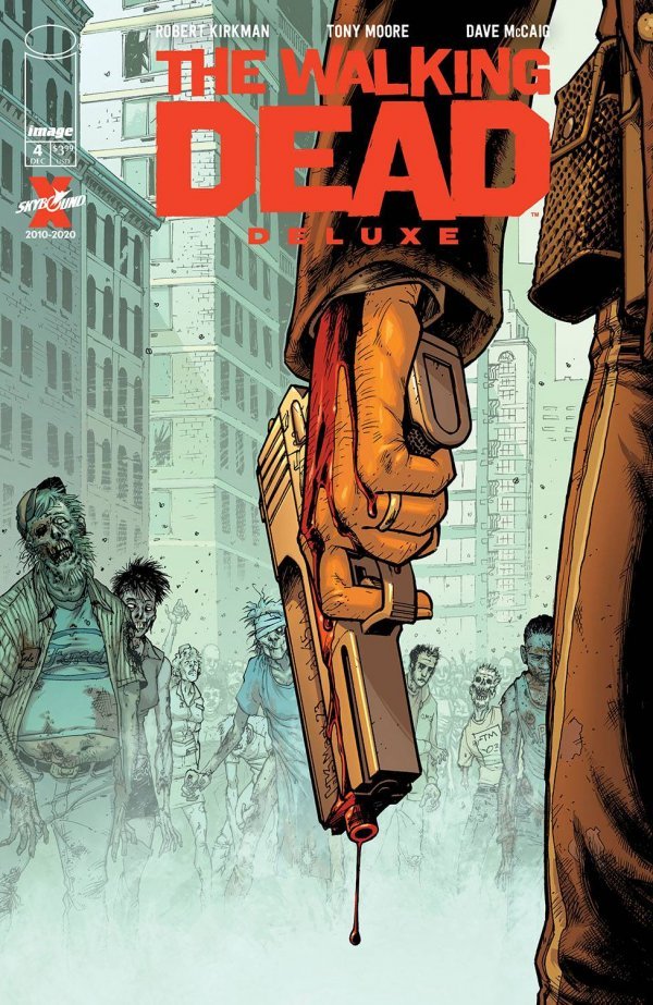 WALKING DEAD DELUXE #4 CVR B MOORE & MCCAIG VAR (MR)