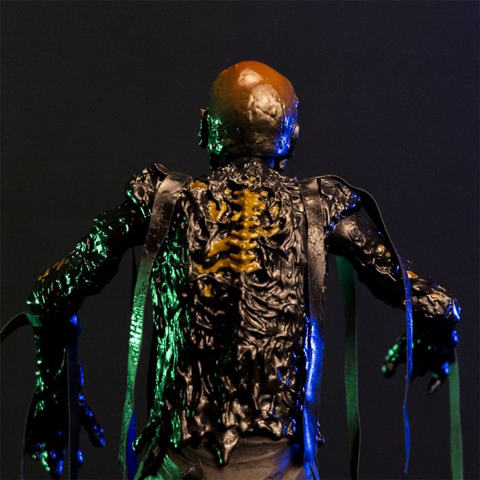 RETURN OF THE LIVING DEAD - TARMAN 1:6 SCALE FIGURE